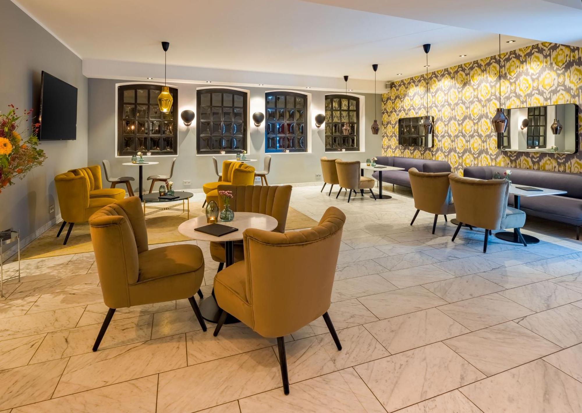 Rugs Hotel Koeln Bagian luar foto
