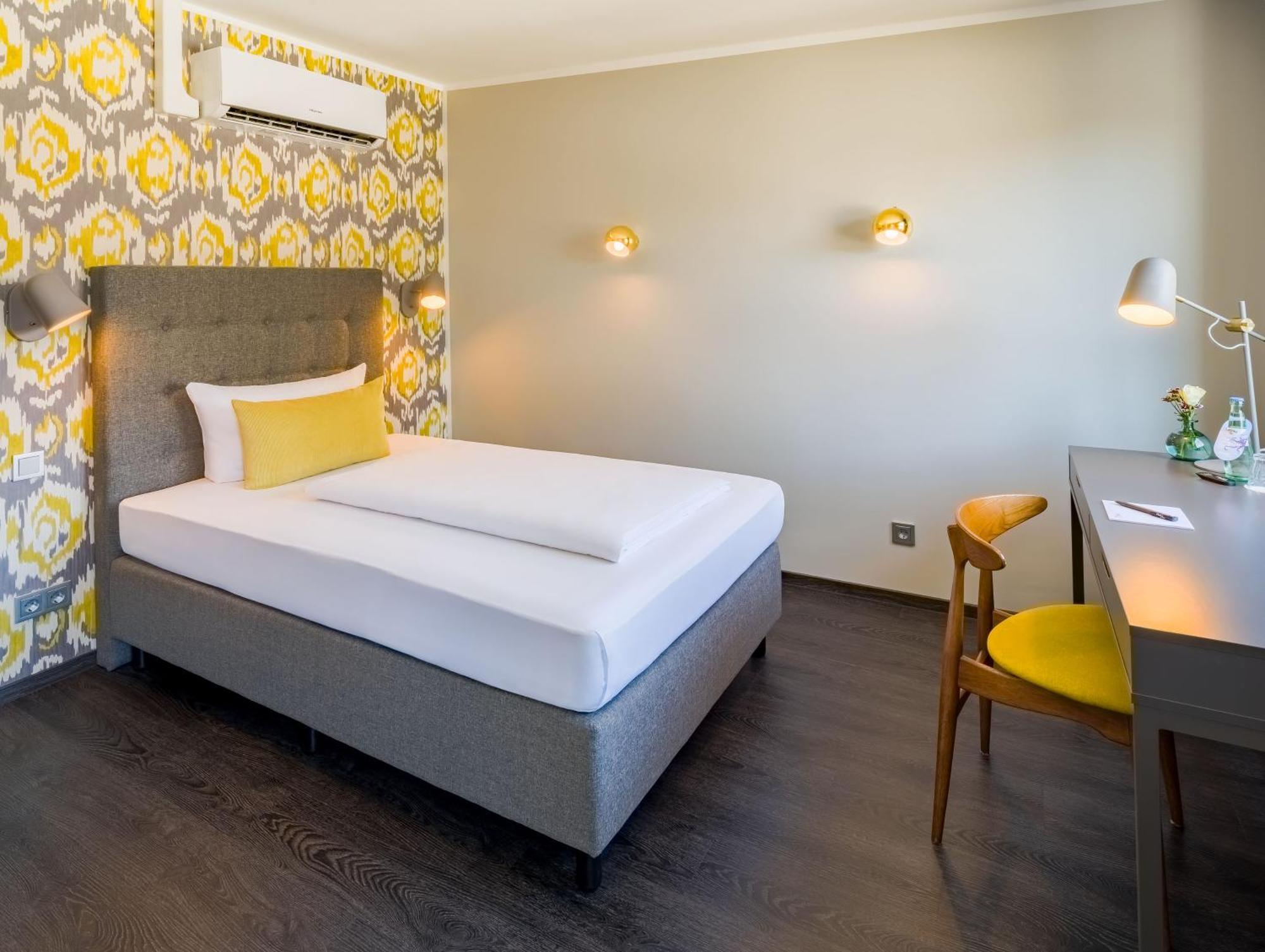 Rugs Hotel Koeln Bagian luar foto
