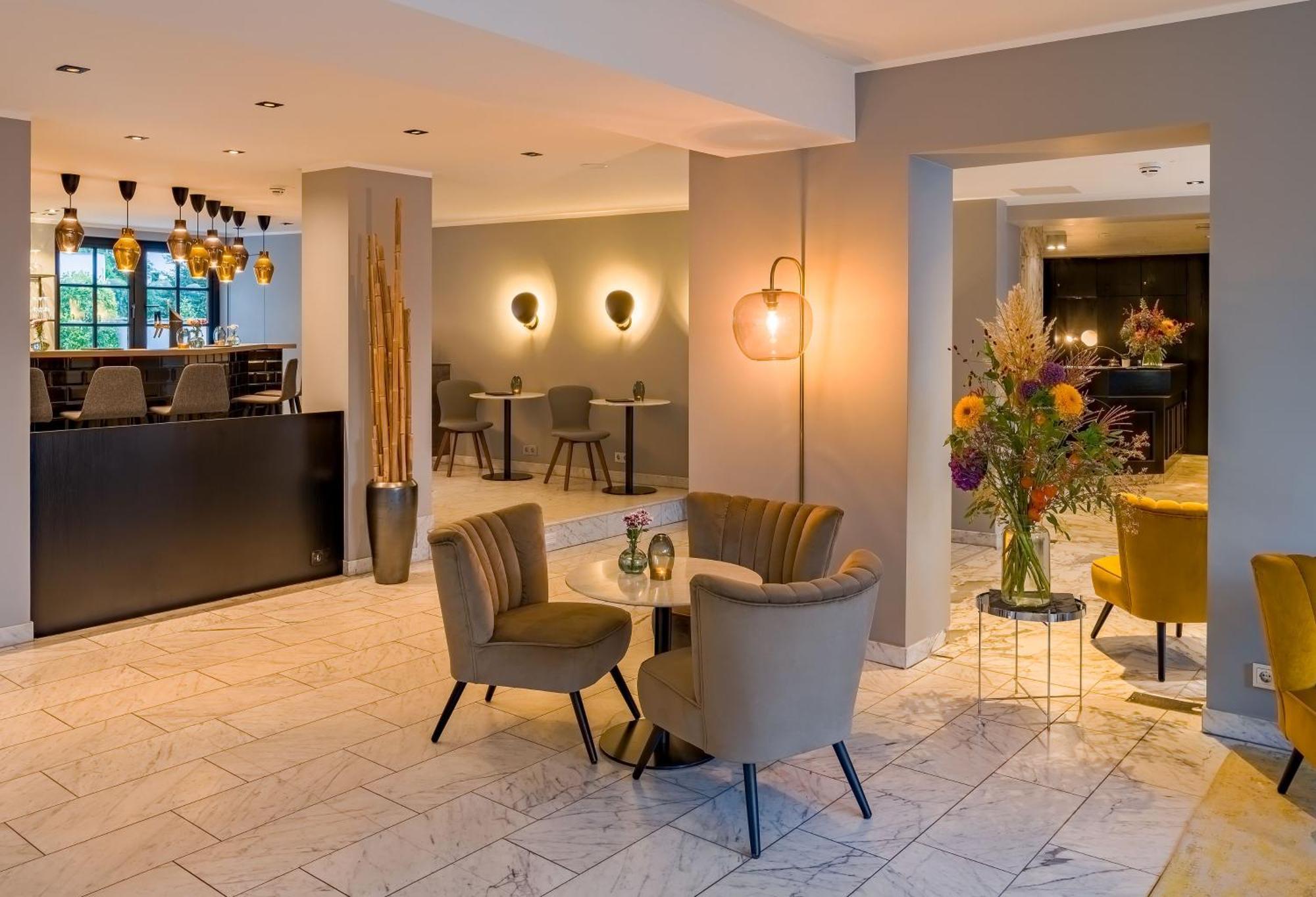 Rugs Hotel Koeln Bagian luar foto