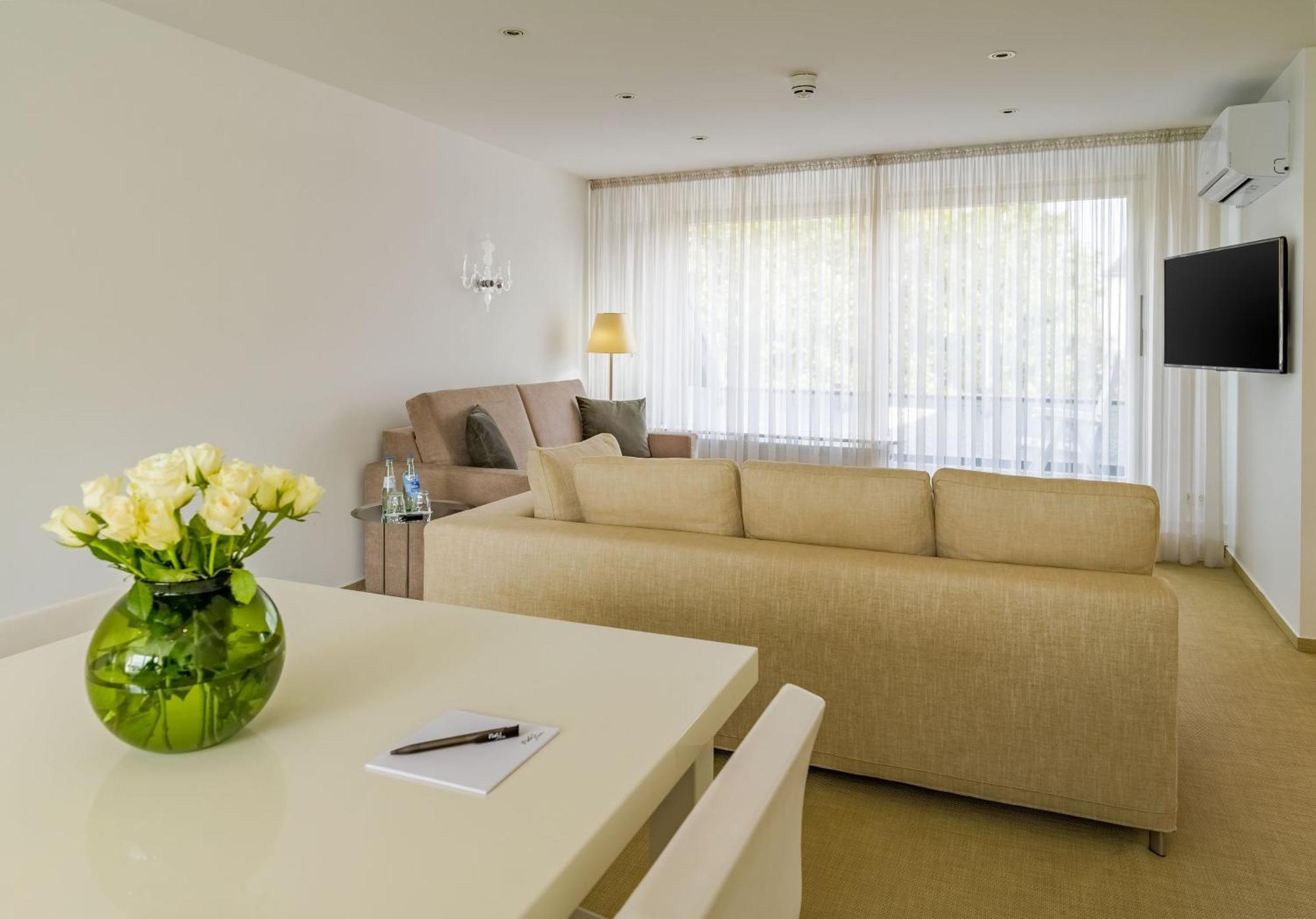 Rugs Hotel Koeln Bagian luar foto