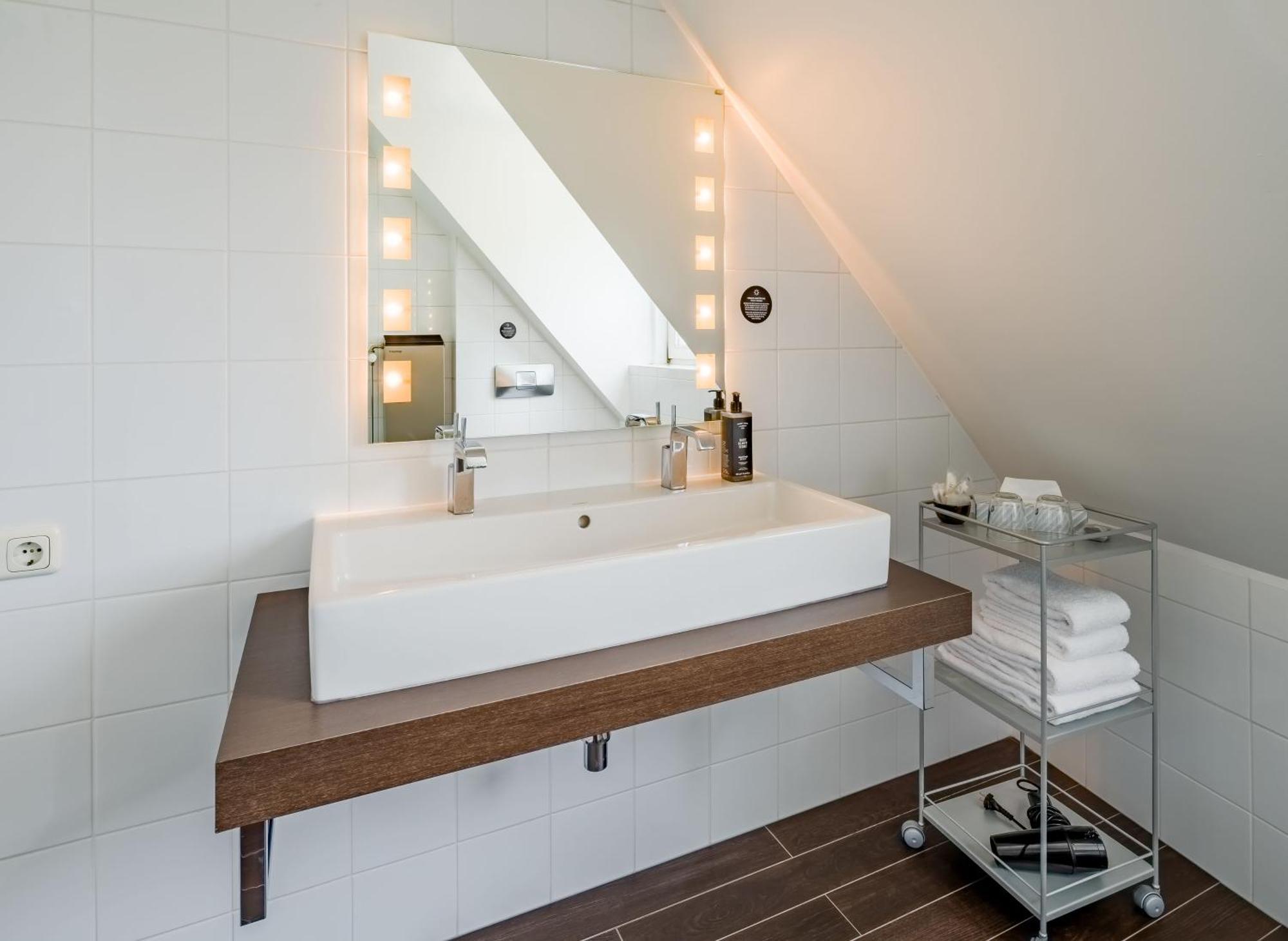 Rugs Hotel Koeln Bagian luar foto