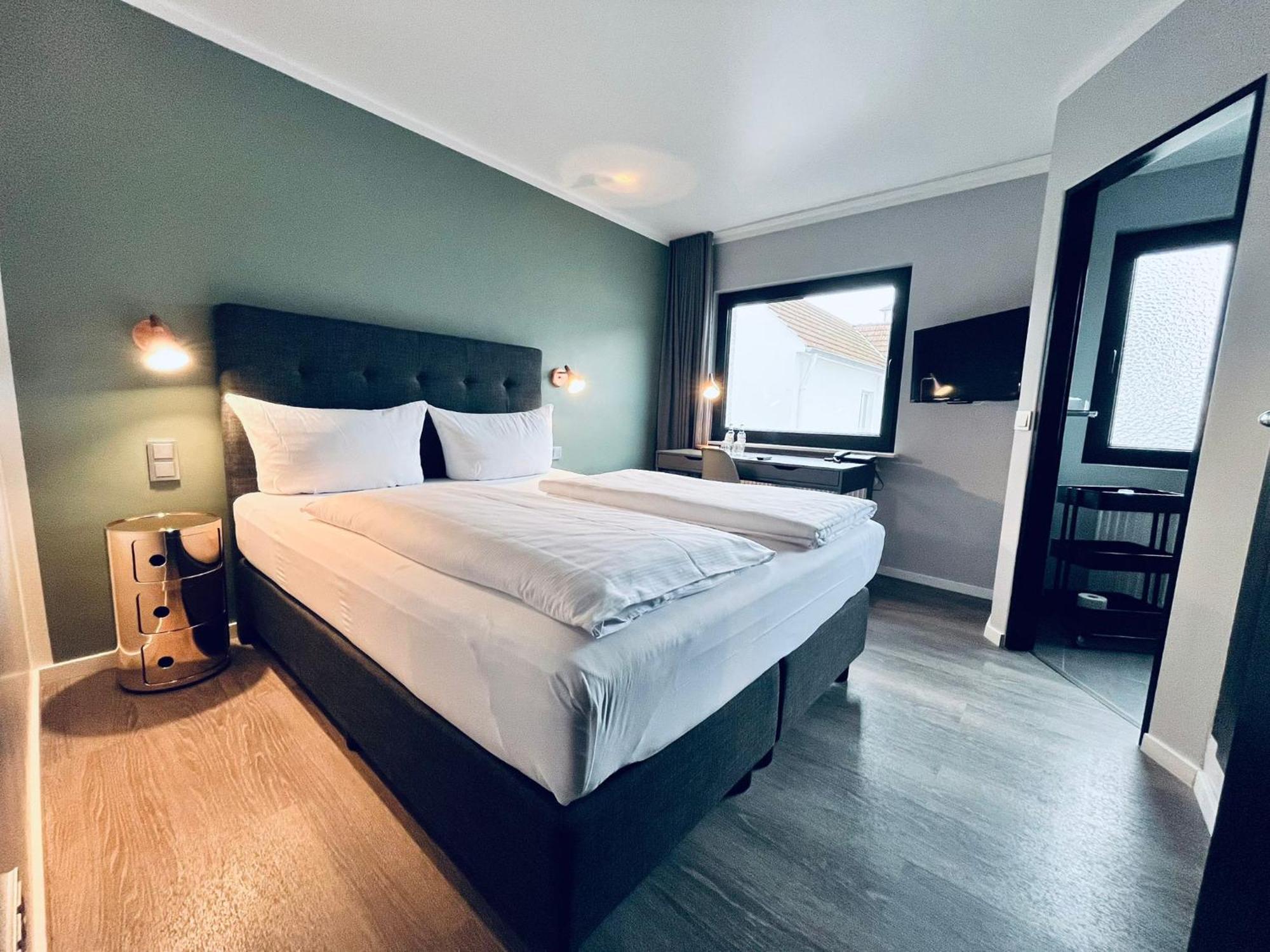 Rugs Hotel Koeln Bagian luar foto