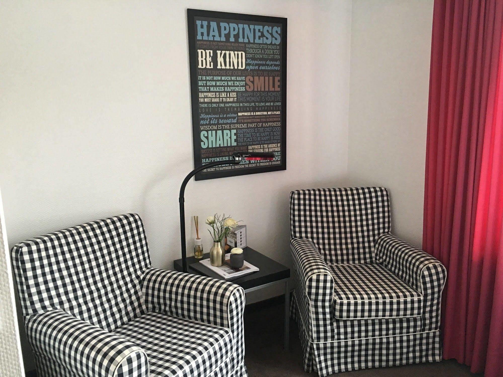 Rugs Hotel Koeln Bagian luar foto