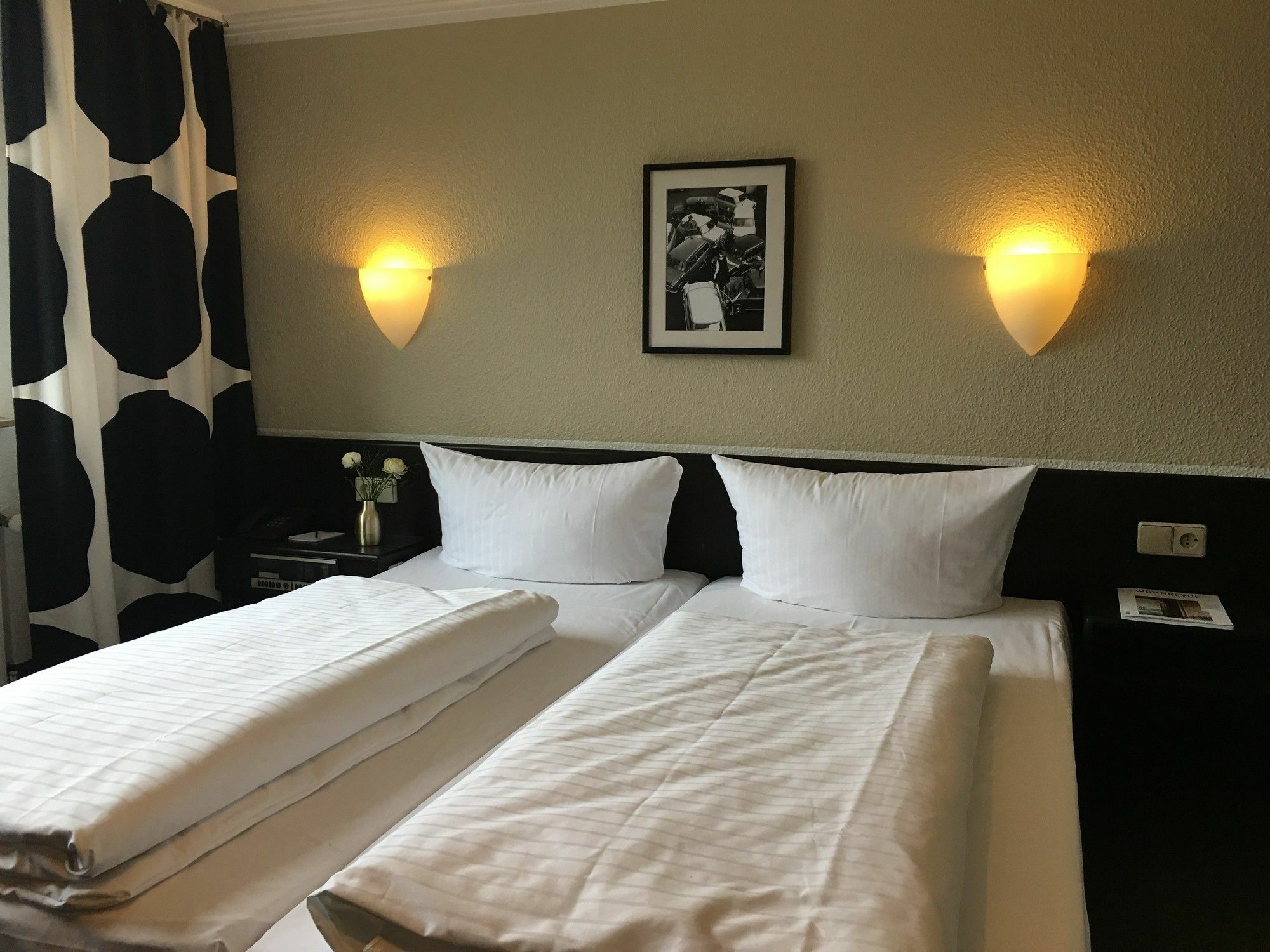 Rugs Hotel Koeln Bagian luar foto